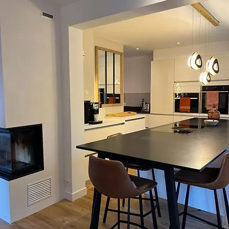 Beautifu Agathe Apartment